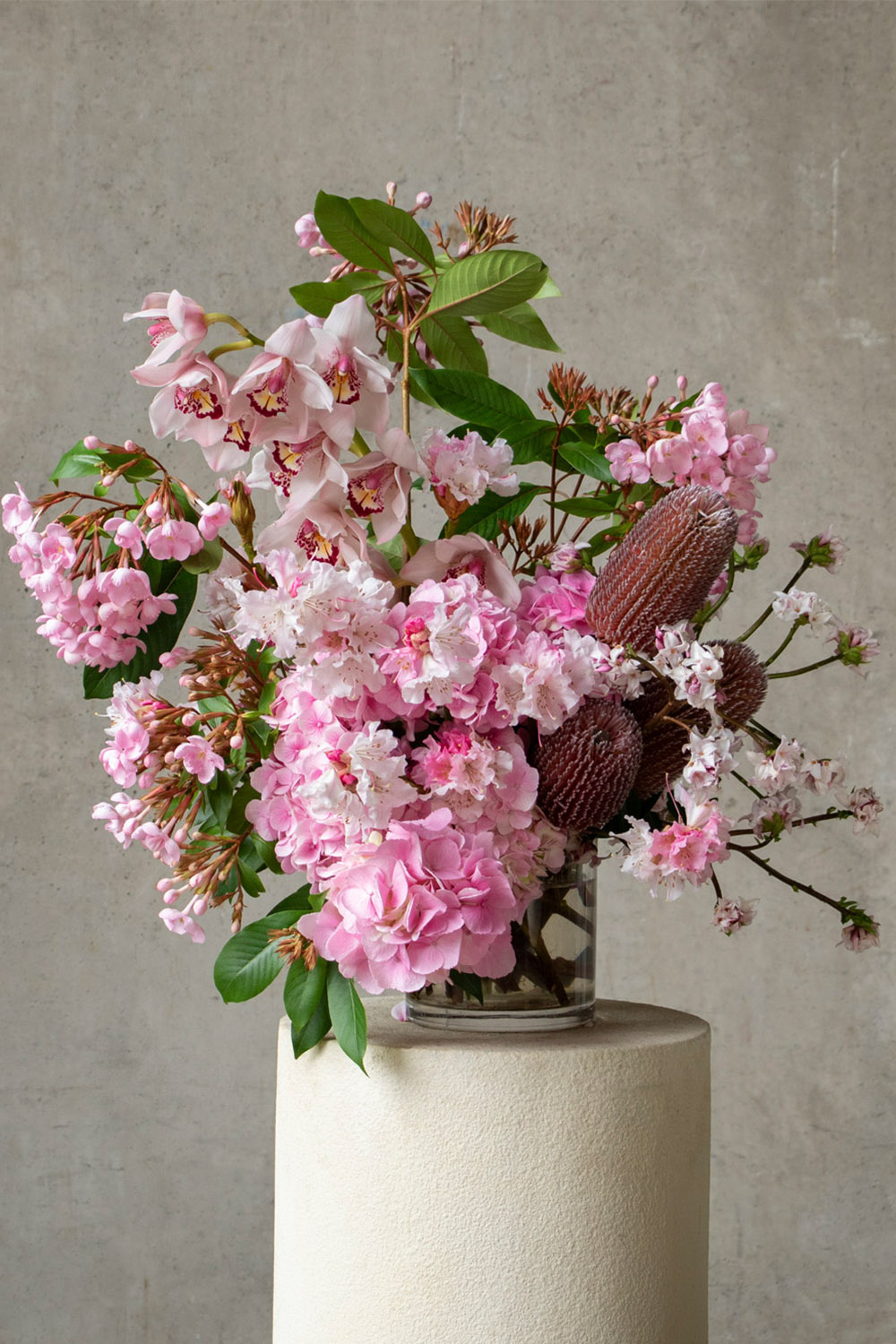 Pink, romantic floral Arrangement by Flowers Vasette